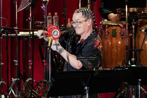 Al ritmo de ‘Hasta que te conocí’ con Mike Patton: Así arranca el Festival Cervantino 2026