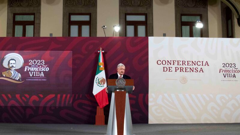 AMLO dice no a planta de Tesla en Nuevo León: ‘Si no hay agua, no hay permisos’