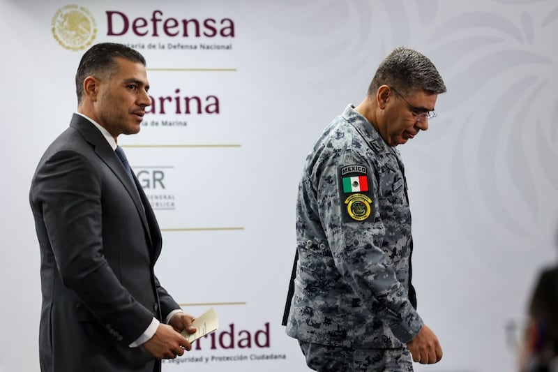 Harfuch admite que sí hay más funcionarios vinculados al Cártel de Sinaloa: ‘Estamos trabajando con la FGR’