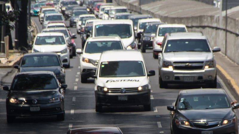 ¡Libra la multa! Hoy No Circula lunes en CDMX y Edomex