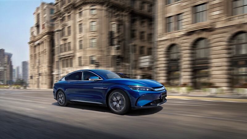 Autos chinos ‘pisan el acelerador’: Ventas en México crecerán hasta 54.7% este año