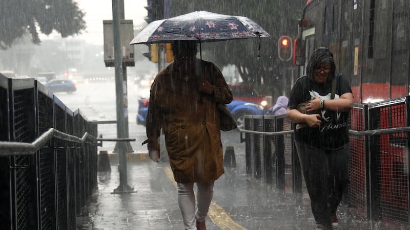AICM advierte por ‘aguaceros’ este jueves: Activan triple alerta en CDMX por lluvias fuertes y granizo