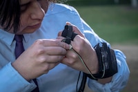 Así es como esta pulsera inteligente del IPN detecta estrés académico