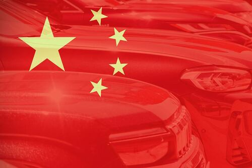 Busca México elevar aranceles a 50% para automóviles chinos