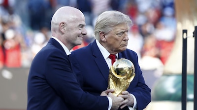 Donald Trump durante la final del Mundial. Ha mantenido un perfil bajo respecto a la estrategia de guerra contra Trump (Foto: EFE/EPA/WILL OLIVER)