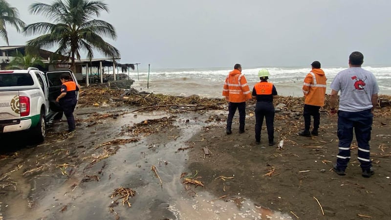 Huracán ‘Simón’ baja a categoría 1 y avanza frente a Nayarit y Jalisco: ¿Dónde lloverá HOY?