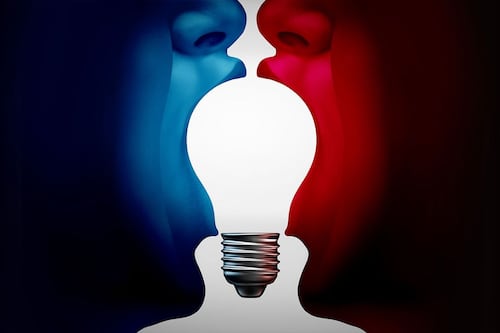 Contra la izquierda (desde la izquierda)