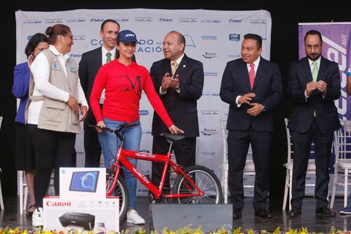 Colocarán juegos para niños con discapacidad en parques de V. Carranza