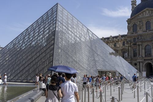 Museo del Louvre abre centro de conservación para proteger obras de arte de las inundaciones