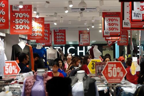 Consumo privado en México cae con todo y el Buen Fin: baja 0.63% en noviembre