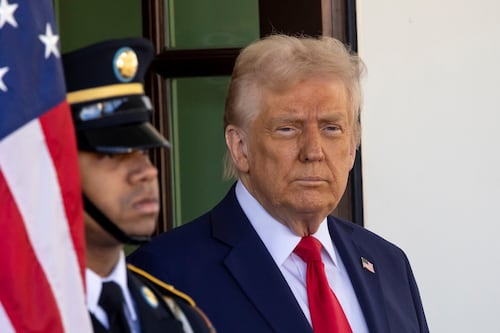 Trump cancela bombardeo a Irán por avance en acuerdo de paz: ‘Estamos en negociaciones serias’