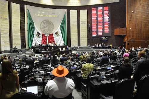 Diputados ‘apuran’ a Hacienda para frenar abusos de empresas de seguros privados