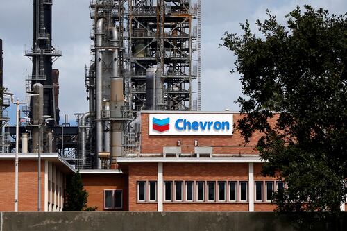 Chevron dice que gana caso sobre contaminación a Ecuador