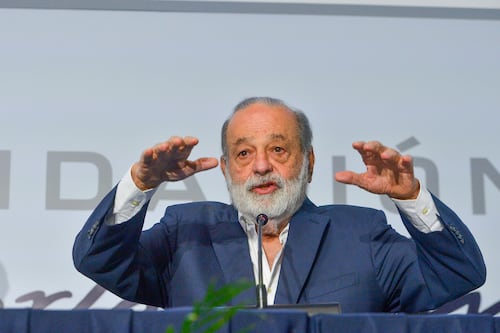Carlos Slim ‘le saca los trapitos’ a AMLO: ‘Nos había dicho que sí iba a darnos televisión de paga’