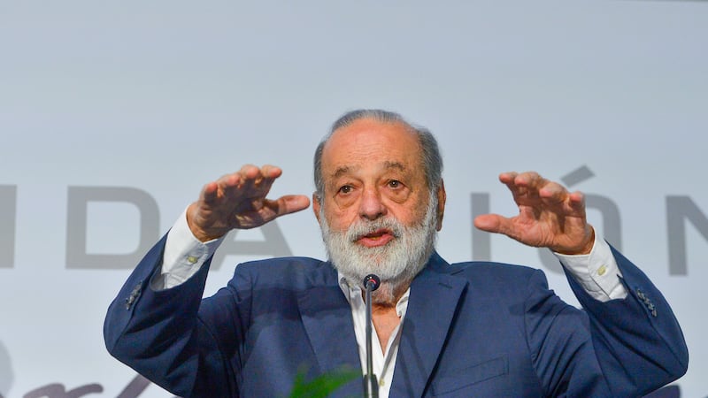 Carlos Slim ‘le saca los trapitos’ a AMLO: ‘Nos había dicho que sí iba a darnos televisión de paga’