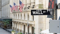 Wall Street despide la semana ‘por lo alto’; Nasdaq gana 2%