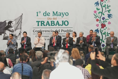 Sindicatos piden a Sheinbaum reforma fiscal: Que aguinaldo y horas extras queden exentas de impuestos