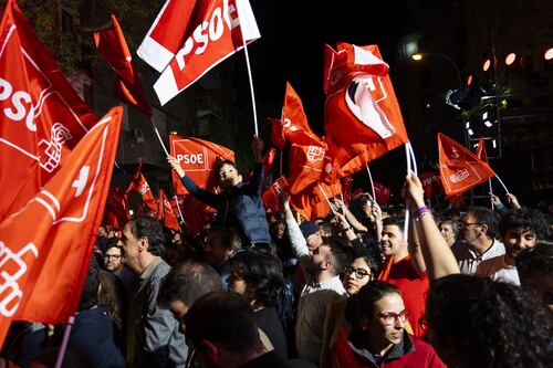 Presentan Sánchez e Iglesias plan de gobierno