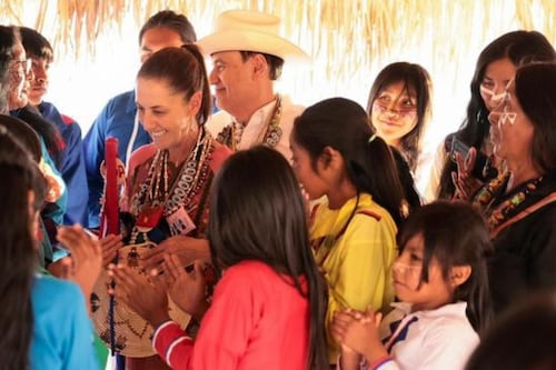 Mujeres de la comunidad Seri-Comca’ac reciben a Sheinbaum con ceremonia tradicional