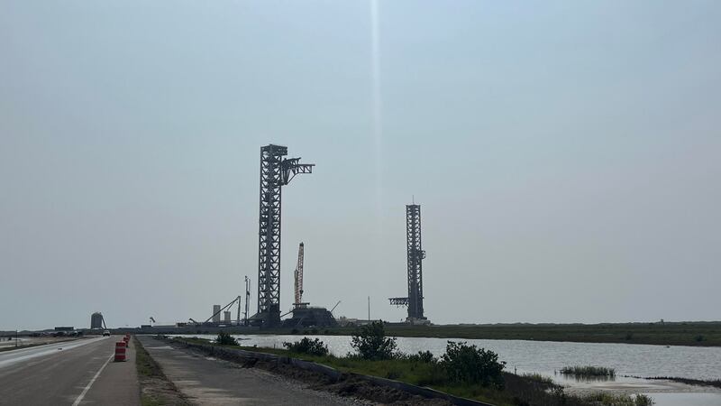 Musk minimiza que su cohete de SpaceX haya explotado mientras realizaba pruebas: ‘Solo es un rasguño’