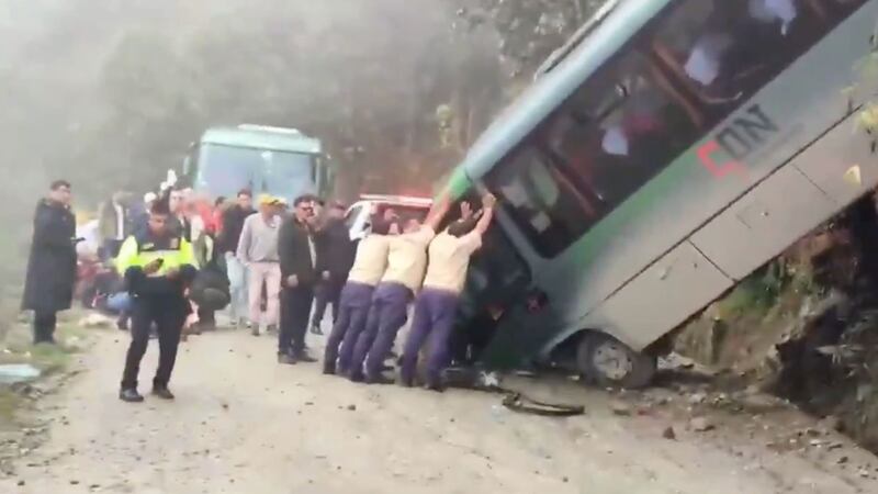 Autobús con turistas mexicanos se vuelca en Machu Picchu, Perú: ¿Cuántos heridos hay?