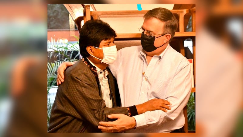 Evo Morales regresa a México; ya realiza primeras actividades