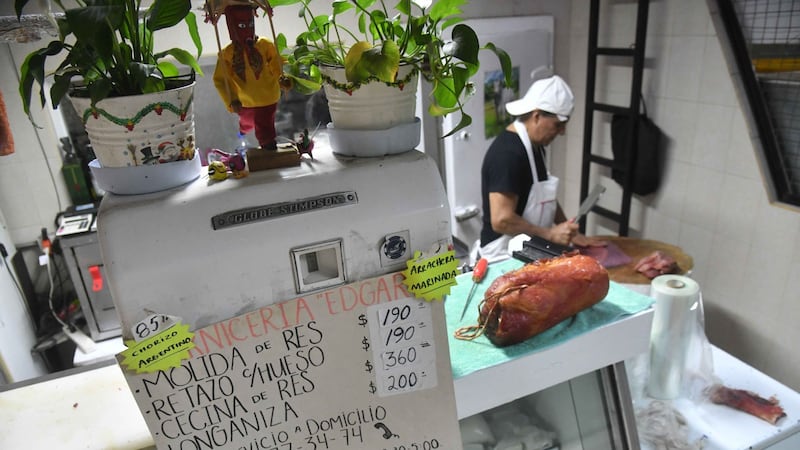 Inflación se desacelera: Pepino y tomate verde 'contribuyeron'