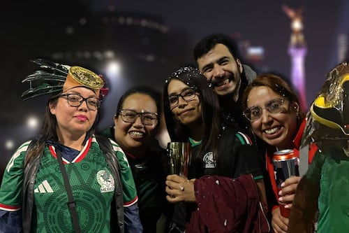 ‘Tenemos todo para llegar a la final’: Así fue el festejo en el Ángel tras el triunfo del Tri sobre Corea