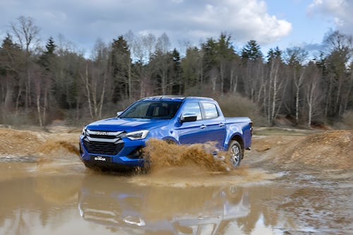 Llevamos la Isuzu D-MAX del asfalto al lodo: esto es lo que aguanta.