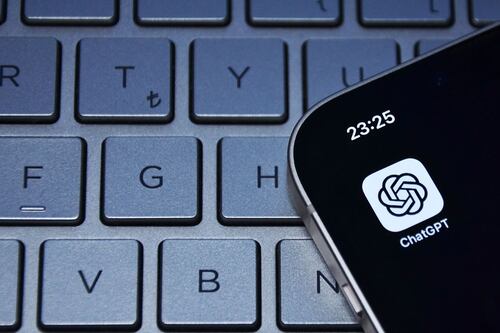 OpenAI presenta ChatGPT Atlas: ¿Cómo usar esta IA en la web?