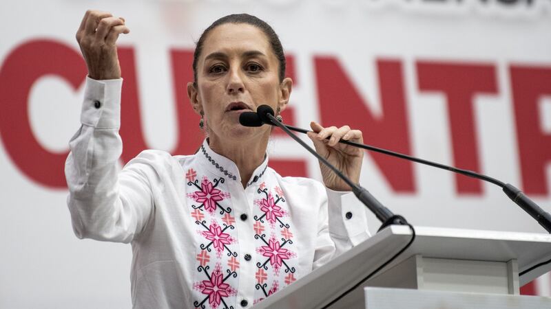 Sheinbaum celebra que Ebrard se quede en Morena: ‘En la 4T, necesitamos de todos’