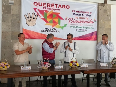 El profesor René Bejarano y el movimiento ‘Nueva Esperanza’ manifestaron su respaldo total a Santiago Nieto rumbo a las elecciones 2027 en Querétaro.