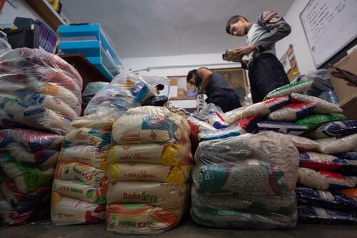 ¿Quieres darle una mano a Cuba? Convocan a campaña de acopio en el Zócalo