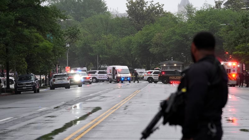 Tiroteo cerca de la Casa Blanca deja un muerto y un herido; sospechoso atacó puesto de vigilancia