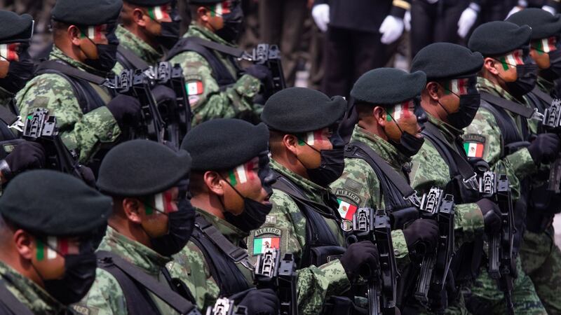 ¿Militarización? Fuerzas armadas ganan en el Presupuesto de Egresos de 2022