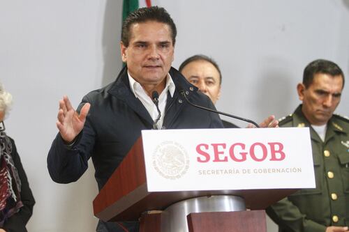 Desabasto de gasolina deja 'pérdidas' por 4,500 mdp en Michoacán: Silvano Aureoles