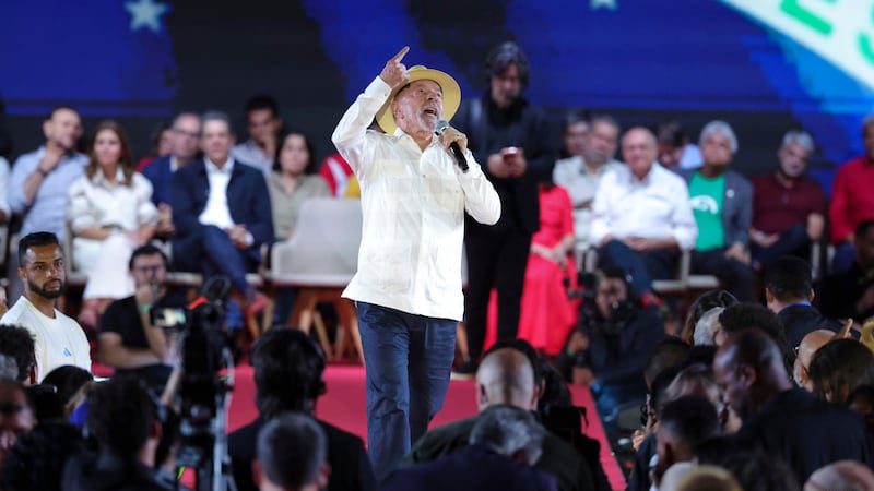 ‘Para que nadie secuestre al presidente’: Lula lanza candidatura y promete invertir más en defensa