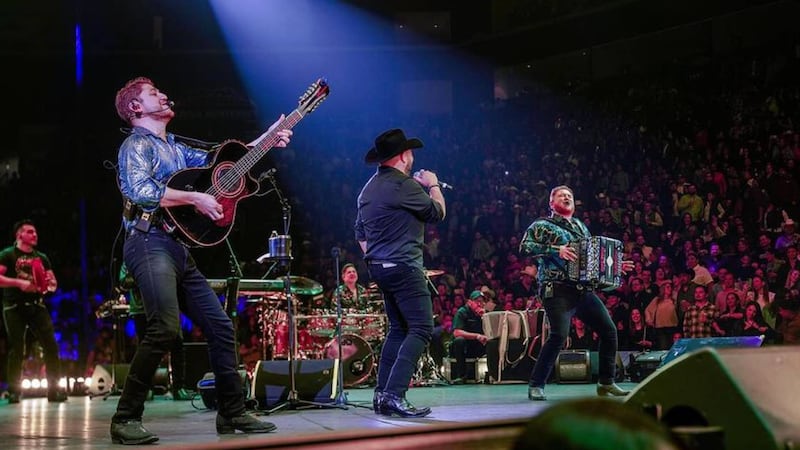 ¿Qué le pasó a Grupo Duelo? Banda norteña tuvo accidente automovilístico tras concierto en Monterrey