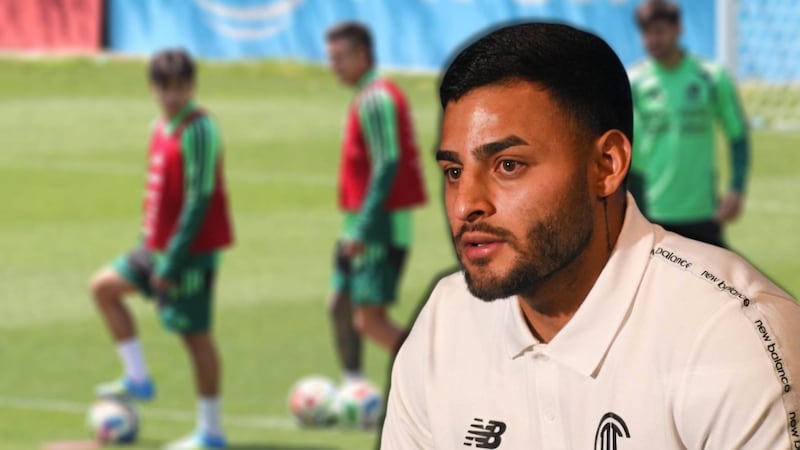 ‘La rodilla no me impide jugar’: Alexis Vega responde a rumores sobre su posible ausencia en el Mundial 2026