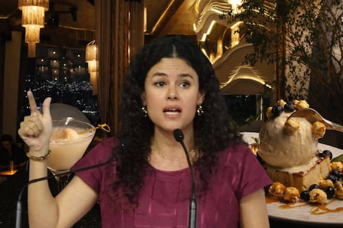 ¿Cuánto cuesta comer en el restaurante de Acapulco donde vieron a Luisa María Alcalde y Arturo Ávila?