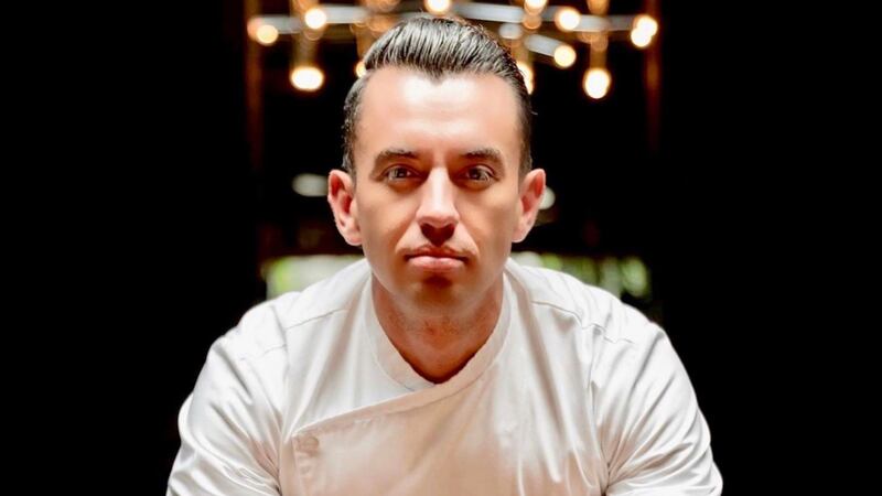 ‘Me ofende que quieran abusar’: Chef Edgar Núñez explica por qué no acepta canjes de influencers