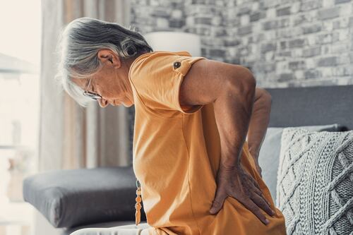 Síndrome de la persona rígida: Esto sabemos de la ‘extraña’ enfermedad que daña el control muscular