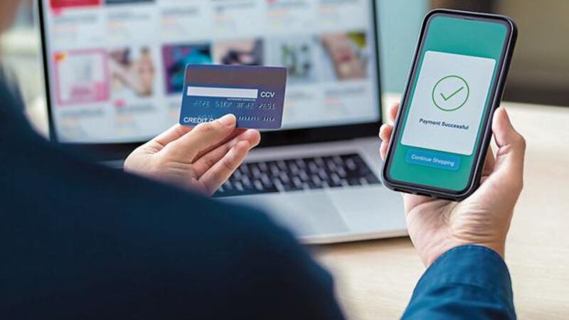 Caen en ciberestafas 35 por ciento de las personas que compra en línea