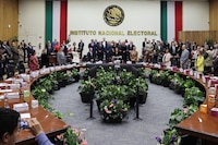 INE, de vacaciones; pendientes urgentes pueden esperar