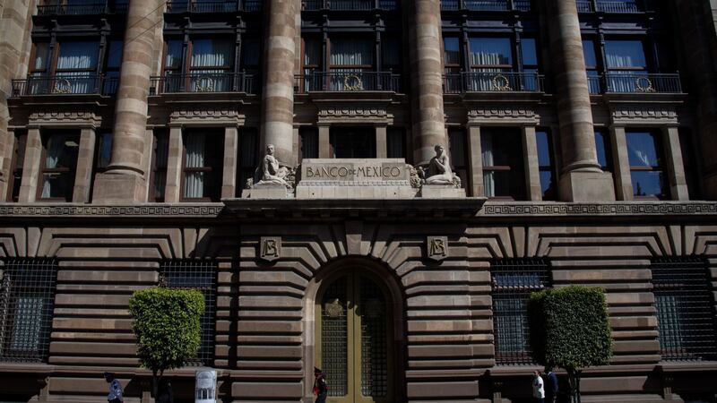 Banxico avisa: Aplicará otro aumento de 75 puntos a la tasa ‘en caso de que se requiera’
