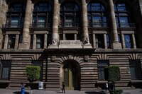 Inflación en México: ¿Por qué se espera que Banxico no mueva su tasa pese al repunte en precios?