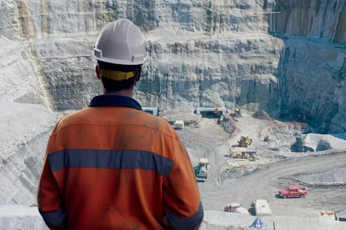 Cuatro mineros quedan atrapados en derrumbe de una mina en el norte de México
