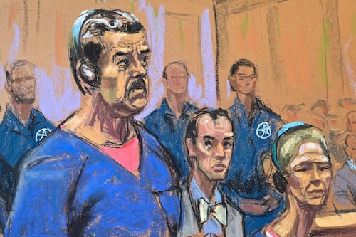 Suma defensa experimentada: Maduro contrata a veterano abogado que trabajó para Ronald Reagan