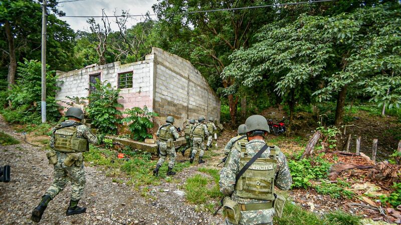 Habitantes de la zona fronteriza de Chiapas huyen de los cárteles y reclutamiento forzado