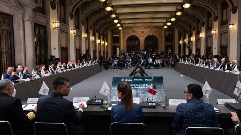 Gobernadores de la 4T cierran filas con Sheinbaum: Respaldan su política de seguridad y exterior